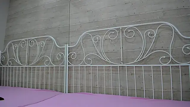 JuliaBusty online show from March 22, 2025, 4:56 am