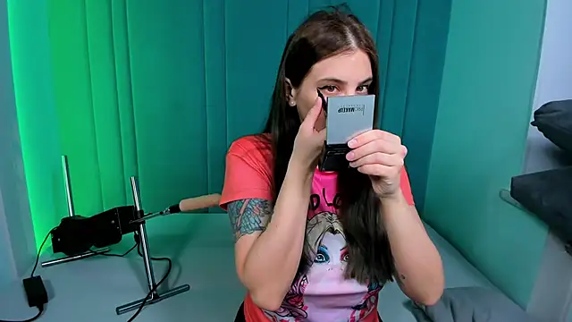 JuliaBusty online show from March 6, 2026, 4:53 am