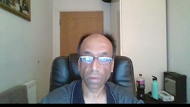 Snapshot of rauncher1 chatting on February 2, 2026, 10:47 am rauncher1 online show from February 2, 2026, 10:47 am