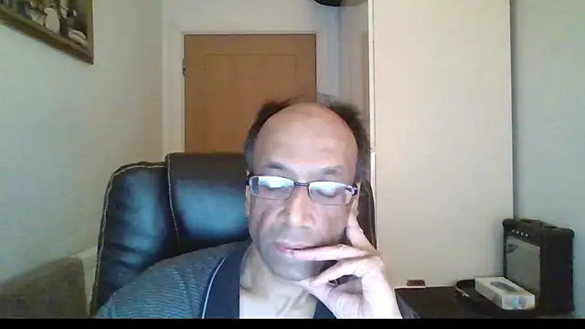 Snapshot of rauncher1 chatting on February 3, 2026, 9:58 am rauncher1 online show from February 3, 2026, 9:58 am