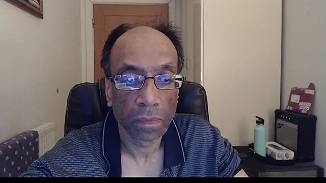 Snapshot of rauncher1 chatting on February 11, 2026, 12:48 am rauncher1 online show from February 11, 2026, 12:48 am