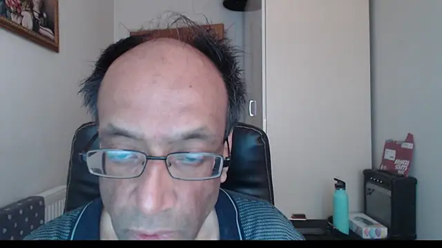 Snapshot of rauncher1 chatting on February 14, 2026, 10:23 am rauncher1 online show from February 14, 2026, 10:23 am