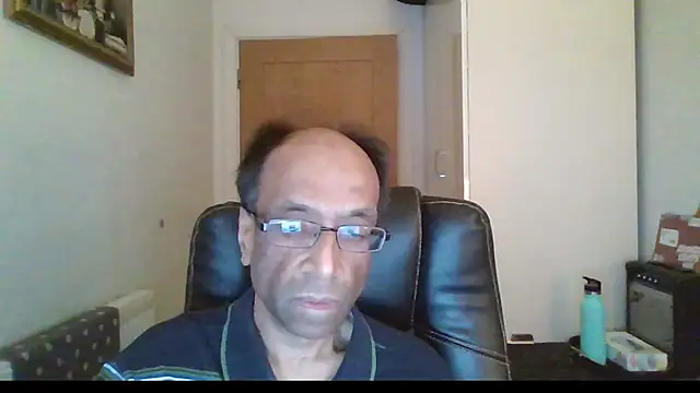 Snapshot of rauncher1 chatting on February 16, 2026, 5:53 pm rauncher1 online show from February 16, 2026, 5:53 pm