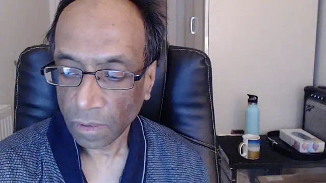 Snapshot of rauncher1 chatting on February 27, 2026, 12:16 pm rauncher1 online show from February 27, 2026, 12:16 pm