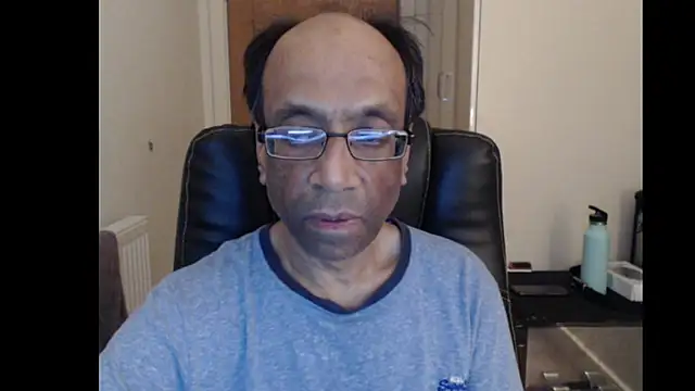 rauncher1 online show from April 6, 2026, 11:05 pm