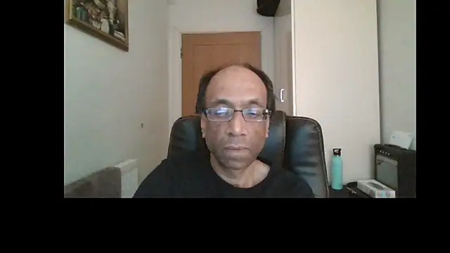 rauncher1 online show from April 13, 2026, 10:43 am