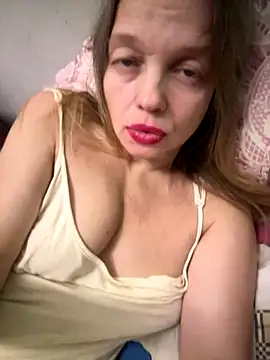 Susanel online show from October 25, 2025, 10:59 pm