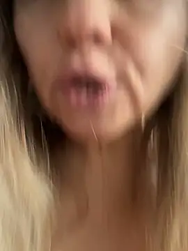 Susanel online show from November 1, 2025, 11:34 am