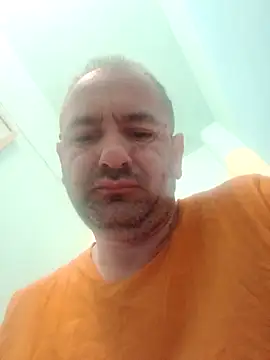 Snapshot of Venelin_ruse chatting on April 4, 2026, 1:48 am Venelin ruse online show from April 4, 2026, 1:48 am