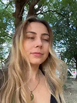 Snapshot of Brittanyrosexx chatting on December 5, 2024, 2:00 pm Brittanyrosexx online show from December 5, 2024, 2:00 pm