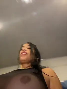 SQUIRTINGQUEEN11 online show from March 30, 2026, 2:23 am