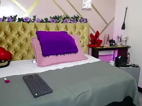 Snapshot of dove_mature chatting on February 27, 2025, 4:52 am dove mature online show from February 27, 2025, 4:52 am