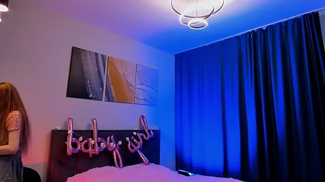 Snapshot of SweetMilkis chatting on January 31, 2025, 9:05 am SweetMilkis online show from January 31, 2025, 9:05 am