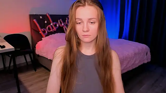 Snapshot of SweetMilkis chatting on February 15, 2025, 9:27 am SweetMilkis online show from February 15, 2025, 9:27 am