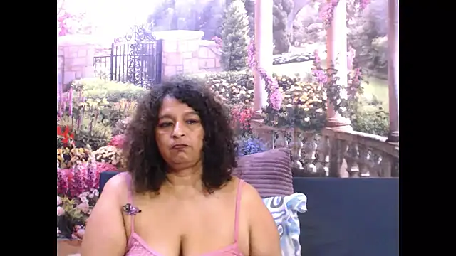 Snapshot of indianstar75 chatting on February 23, 2025, 11:33 am indianstar75 online show from February 23, 2025, 11:33 am