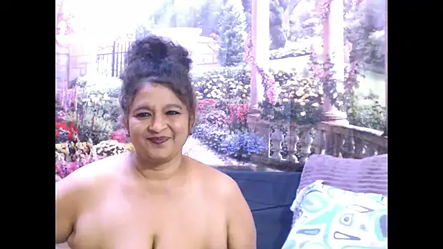 Snapshot of indianstar75 chatting on March 10, 2025, 4:49 am indianstar75 online show from March 10, 2025, 4:49 am