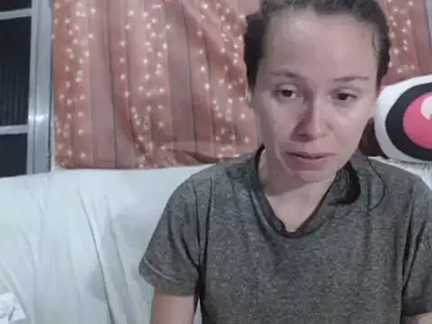 Snapshot of Venusluxodomme chatting on February 5, 2026, 11:09 pm Venusluxodomme online show from February 5, 2026, 11:09 pm