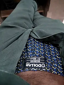 Snapshot of rocksred1 chatting on January 17, 2026, 8:01 pm rocksred1 online show from January 17, 2026, 8:01 pm