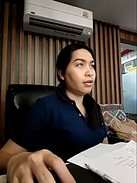 Snapshot of sara_kimoo chatting on November 15, 2025, 1:18 pm sara kimoo online show from November 15, 2025, 1:18 pm