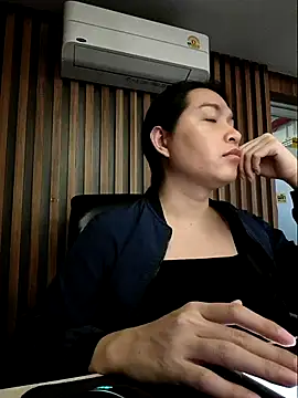 Snapshot of sara_kimoo chatting on November 20, 2025, 6:18 pm sara kimoo online show from November 20, 2025, 6:18 pm