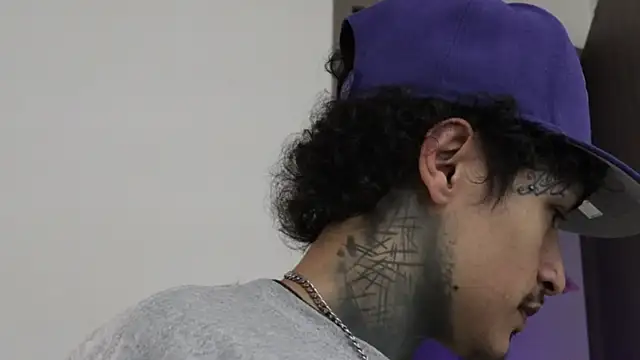 trieone online show from November 20, 2025, 3:50 am