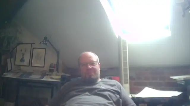 Bigreg001 online show from November 23, 2025, 12:38 pm