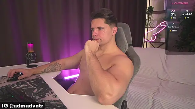 Snapshot of Rus_adventure7 chatting on October 7, 2025, 7:05 am Rus adventure7 online show from October 7, 2025, 7:05 am