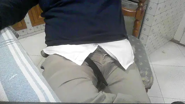 Snapshot of polloiw chatting on October 22, 2025, 1:33 pm polloiw online show from October 22, 2025, 1:33 pm