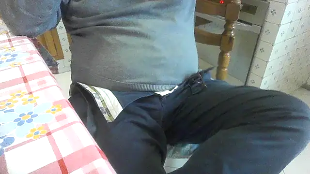 Snapshot of polloiw chatting on November 18, 2025, 11:58 am polloiw online show from November 18, 2025, 11:58 am