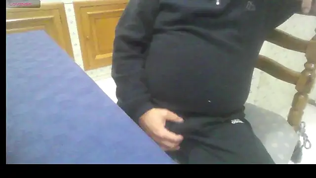 Snapshot of polloiw chatting on March 3, 2026, 4:29 am polloiw online show from March 3, 2026, 4:29 am