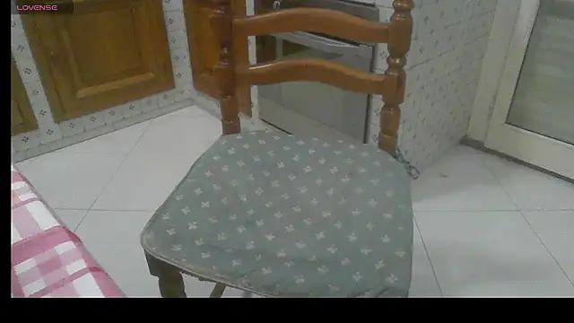 Snapshot of polloiw chatting on March 6, 2026, 5:20 pm polloiw online show from March 6, 2026, 5:20 pm