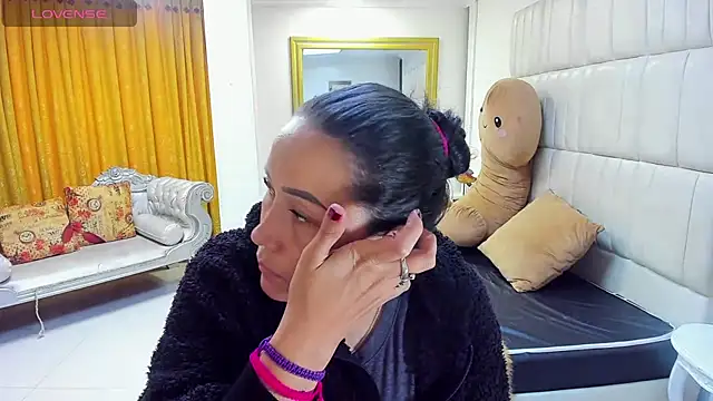 gaby trent online show from March 18, 2025, 4:04 pm