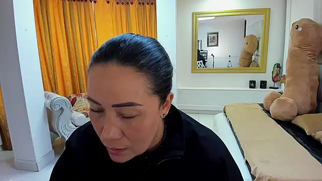 gaby trent online show from October 3, 2025, 2:36 pm