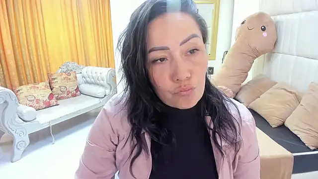 gaby trent online show from October 15, 2025, 3:12 pm