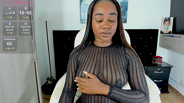 cristaaalclocks1 online show from April 10, 2026, 1:16 pm