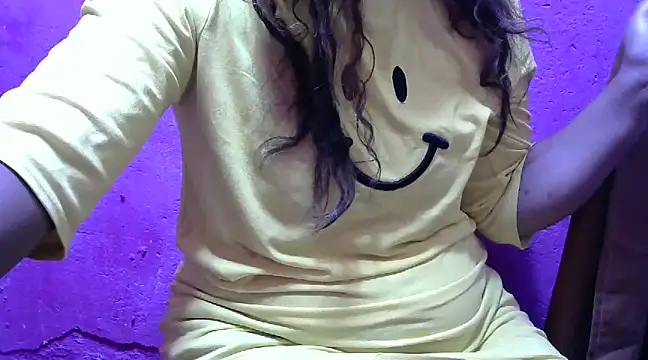 Snapshot of BicolorKissLove chatting on February 28, 2025, 8:20 am BicolorKissLove online show from February 28, 2025, 8:20 am