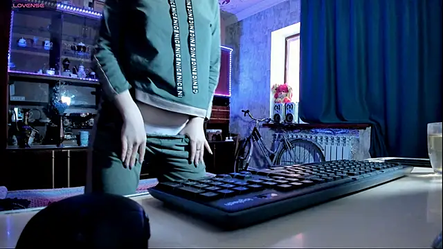 pa1e pr1ncess online show from March 17, 2025, 6:51 am