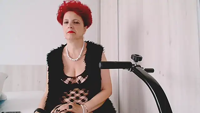 MilfSupreme online show from October 3, 2025, 11:29 am