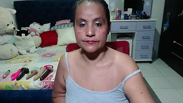 pervert mommy  online show from November 5, 2025, 10:37 am