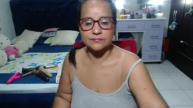 pervert mommy  online show from March 11, 2026, 11:05 am