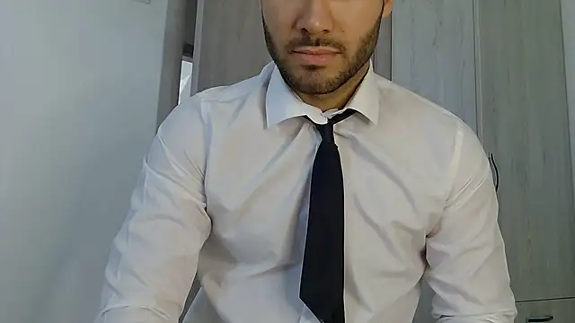 Justynn1 online show from May 30, 2026, 4:53 am