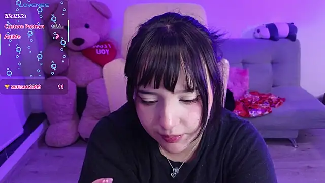 Snapshot of KuroChan420 chatting on July 14, 2026, 2:05 am KuroChan420 online show from July 14, 2026, 2:05 am
