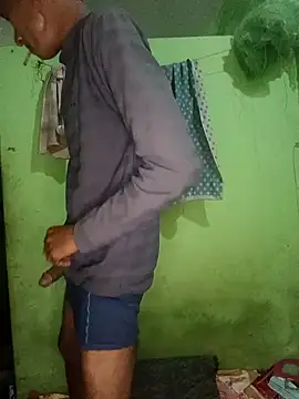 Snapshot of hq9870a chatting on December 7, 2024, 6:26 pm hq9870a online show from December 7, 2024, 6:26 pm