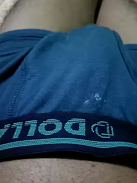 Snapshot of hq9870a chatting on December 8, 2024, 7:11 pm hq9870a online show from December 8, 2024, 7:11 pm