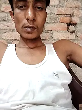 Snapshot of hq9870a chatting on October 5, 2025, 7:28 am hq9870a online show from October 5, 2025, 7:28 am