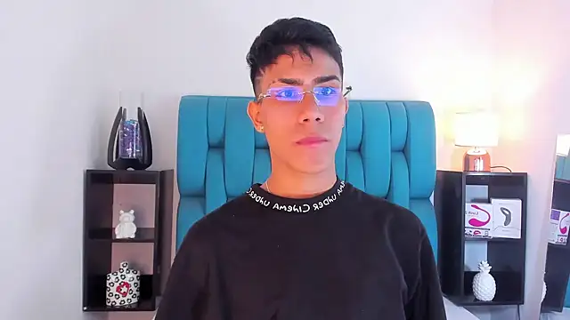 AlanNaughty online show from January 21, 2025, 3:26 am