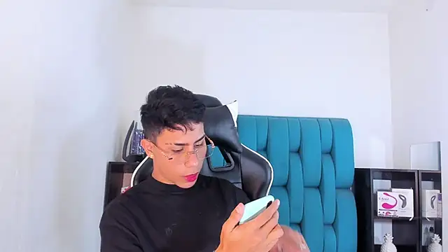 AlanNaughty online show from February 19, 2025, 10:09 pm