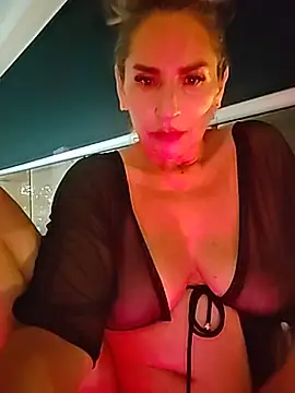 Snapshot of Lossexycacha chatting on May 16, 2026, 12:18 am Lossexycacha online show from May 16, 2026, 12:18 am