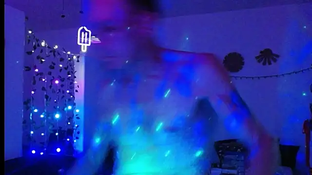 Snapshot of mycock2474u chatting on March 1, 2025, 1:32 am mycock2474u online show from March 1, 2025, 1:32 am