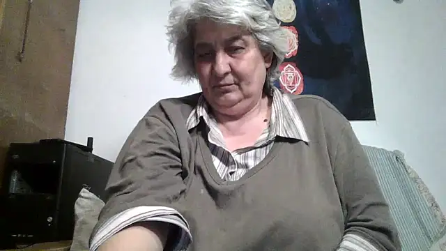 Snapshot of ExquisiteMature chatting on April 16, 2026, 10:01 pm ExquisiteMature online show from April 16, 2026, 10:01 pm